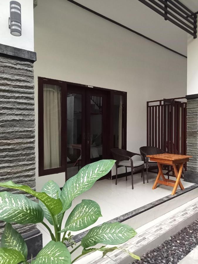 Wisma tamu Penida Dream And 2*